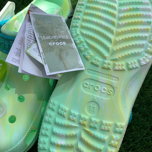 Brand New Crocs Limited Margaritaville sandal/slides size 11 men - Picture 6 of 7